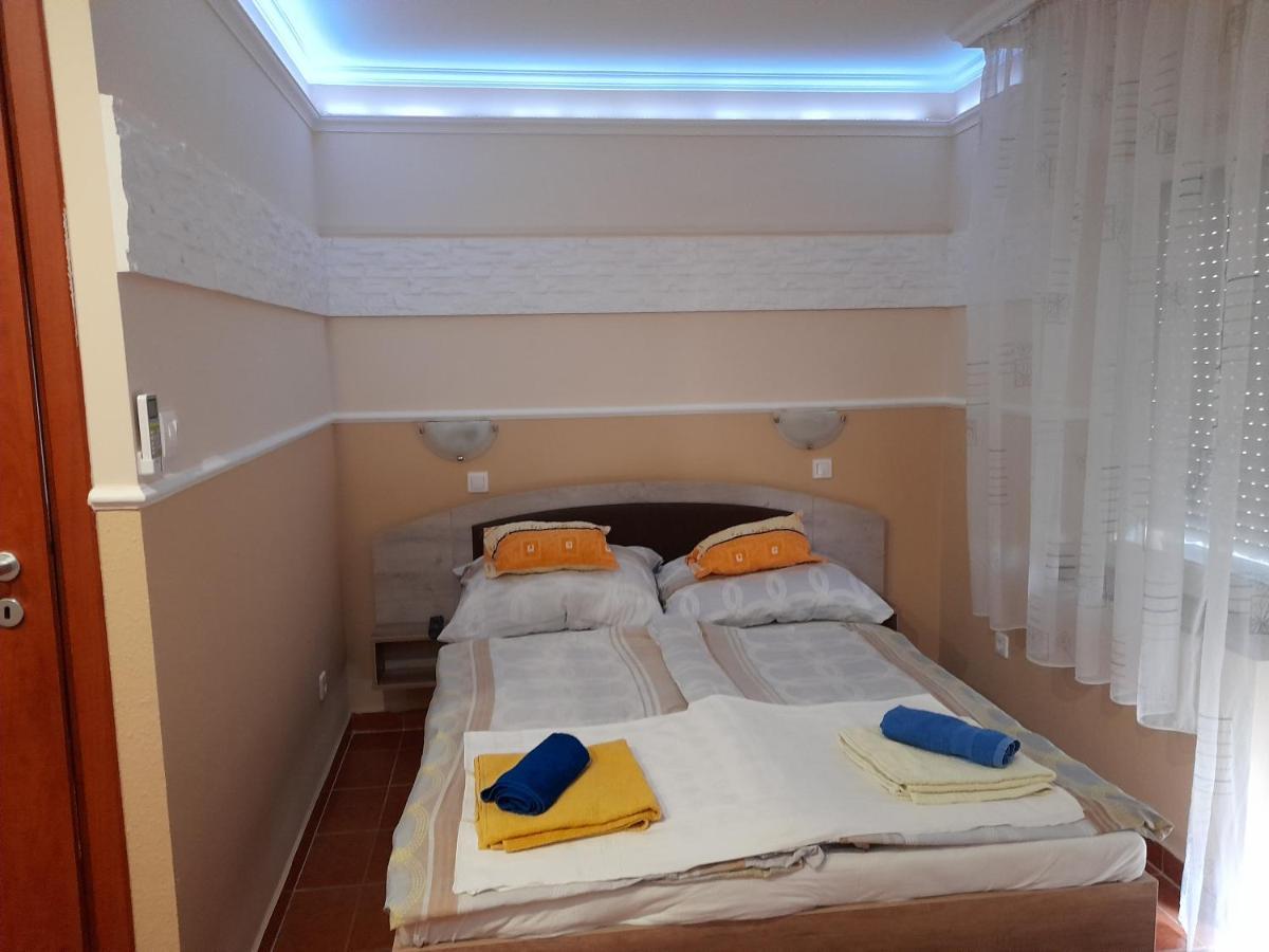 Andrea Apartman ハイデゥソボスロー エクステリア 写真