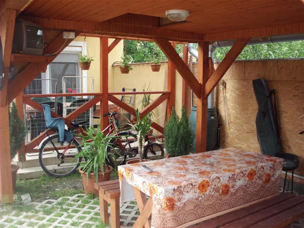 Andrea Apartman ハイデゥソボスロー エクステリア 写真