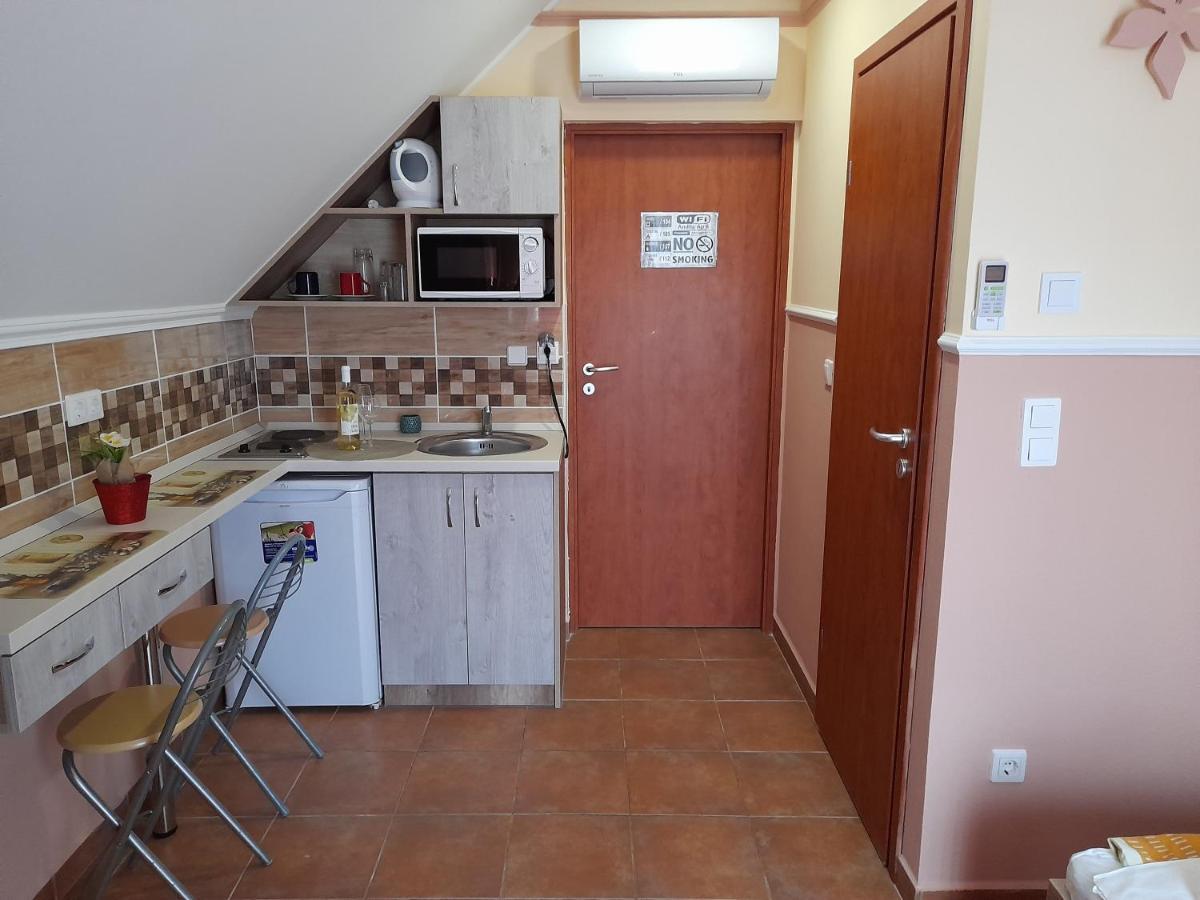 Andrea Apartman ハイデゥソボスロー エクステリア 写真